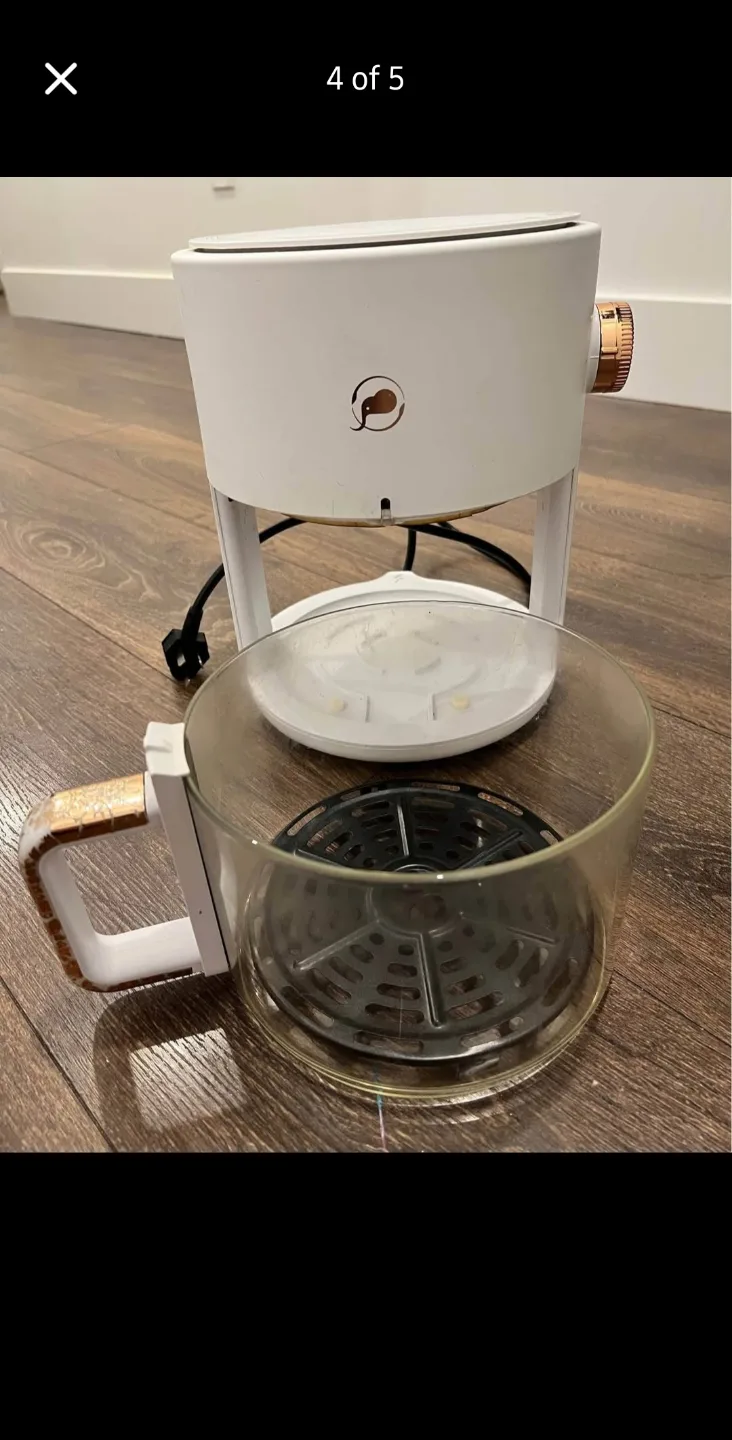 Free Air Fryer - White and Rose Gold - 240v plug image indicator(4)