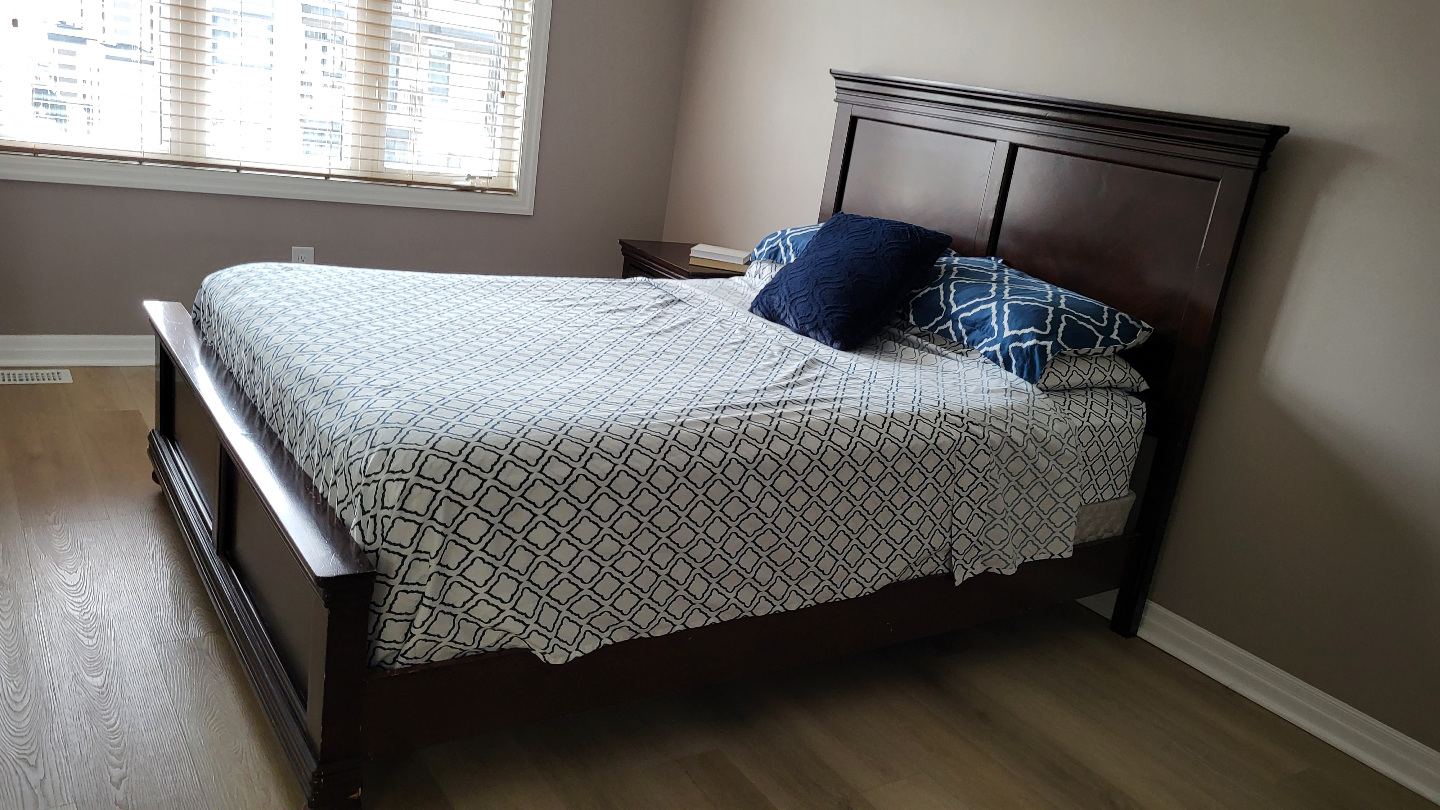 Queen Size Bedroom Set - Dark Brown Wood - photo 3