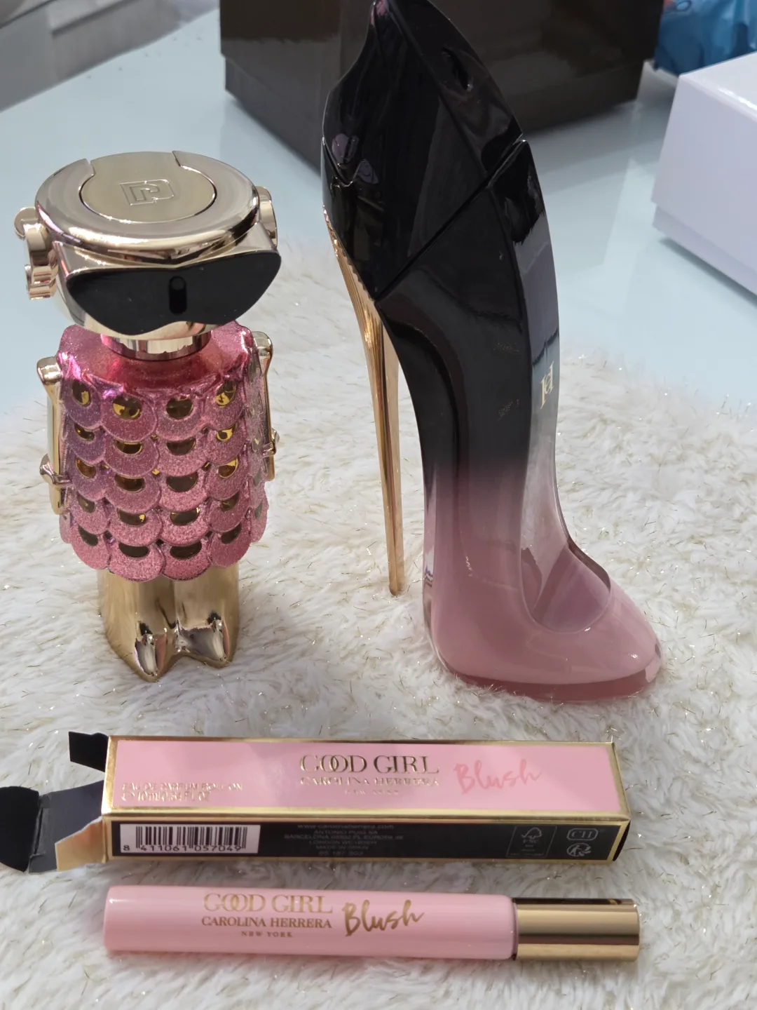 Paco Rabanne Fame Blooming image indicator(8)