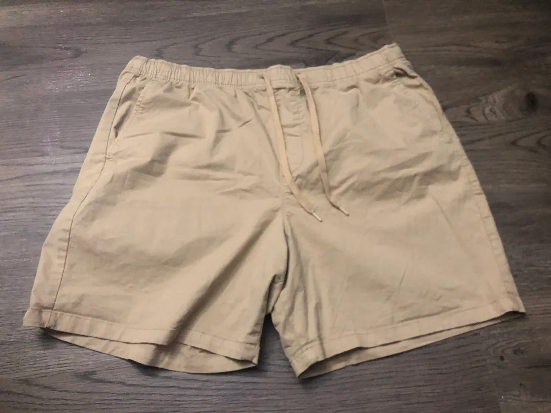 Men shorts image indicator(2)