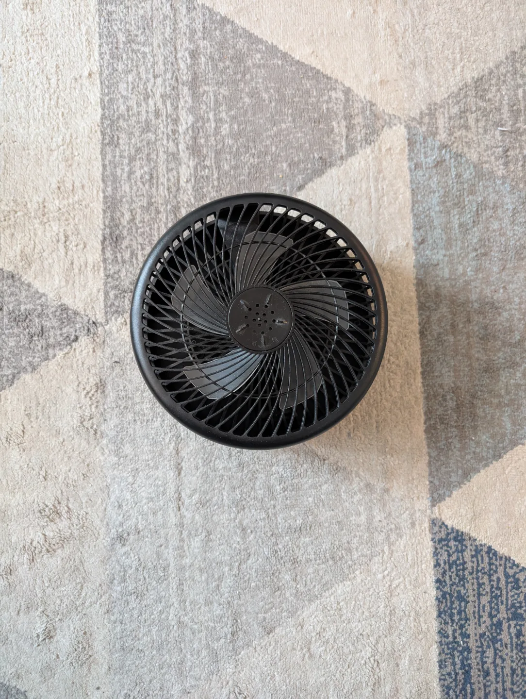 Primevue Portable Foldable Fan thumbnail
