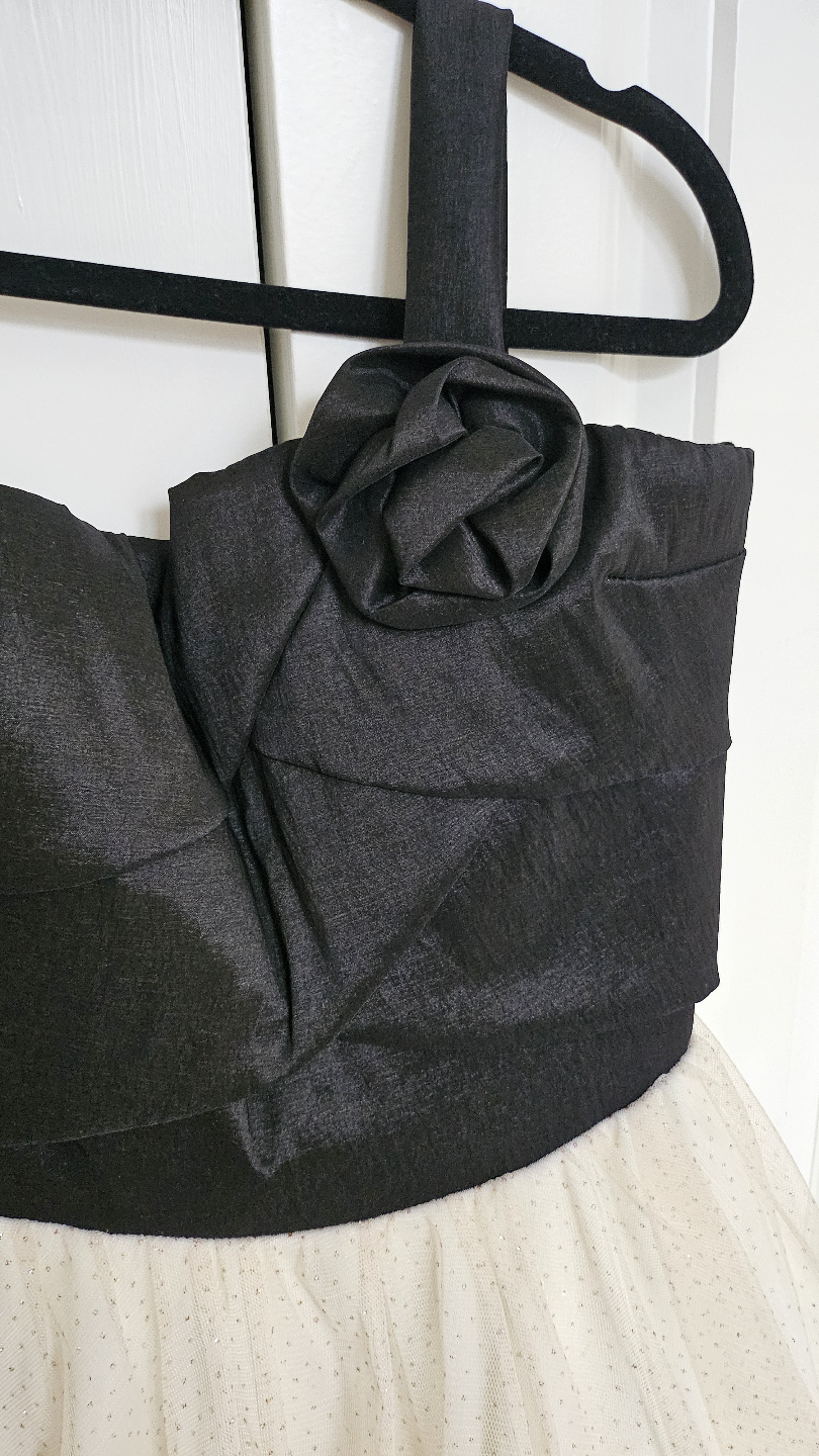 New Bell Black and Beige One-Shoulder Dress - photo 2