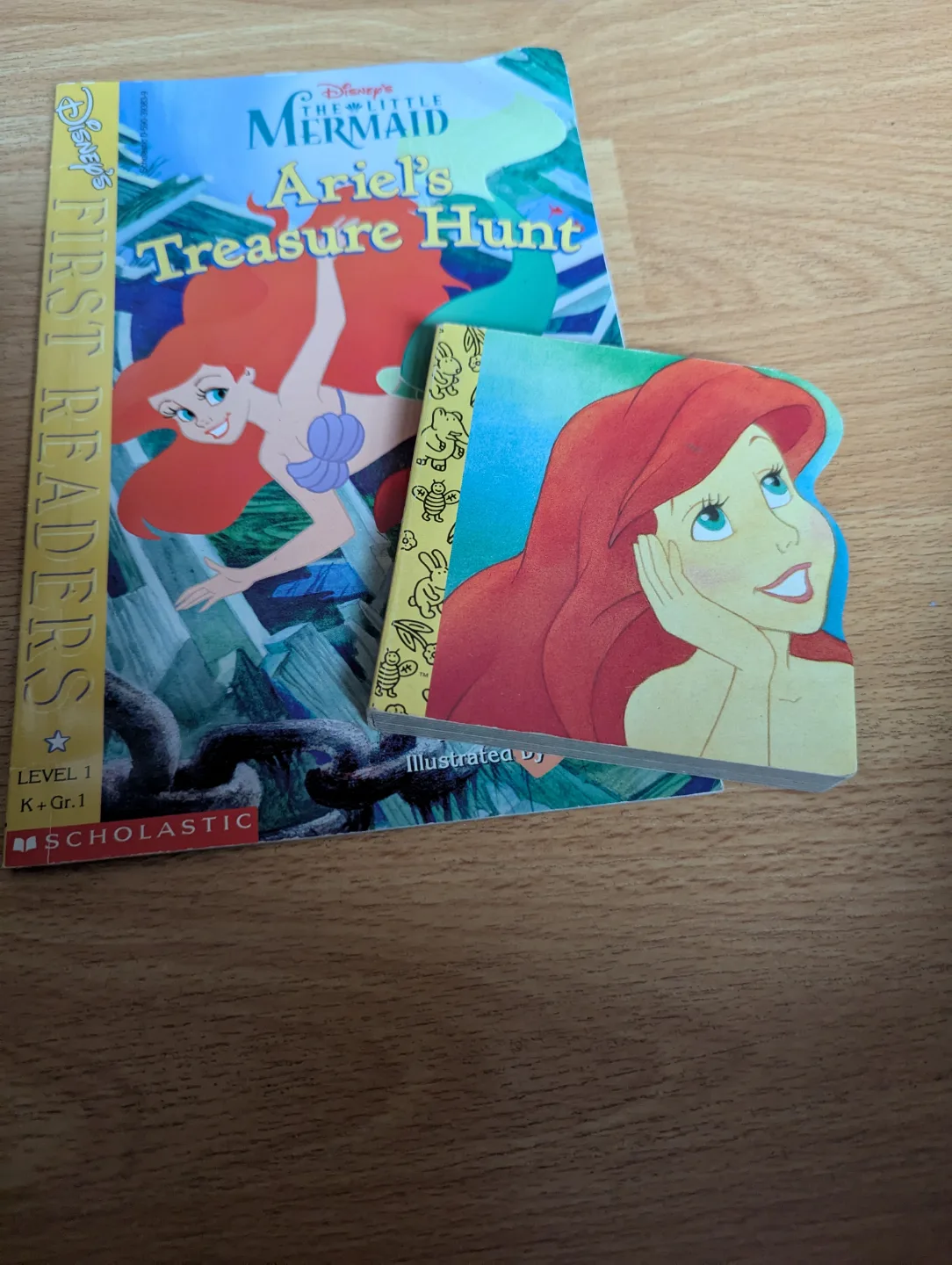 The Little Mermaid, First Reader,&word book thumbnail