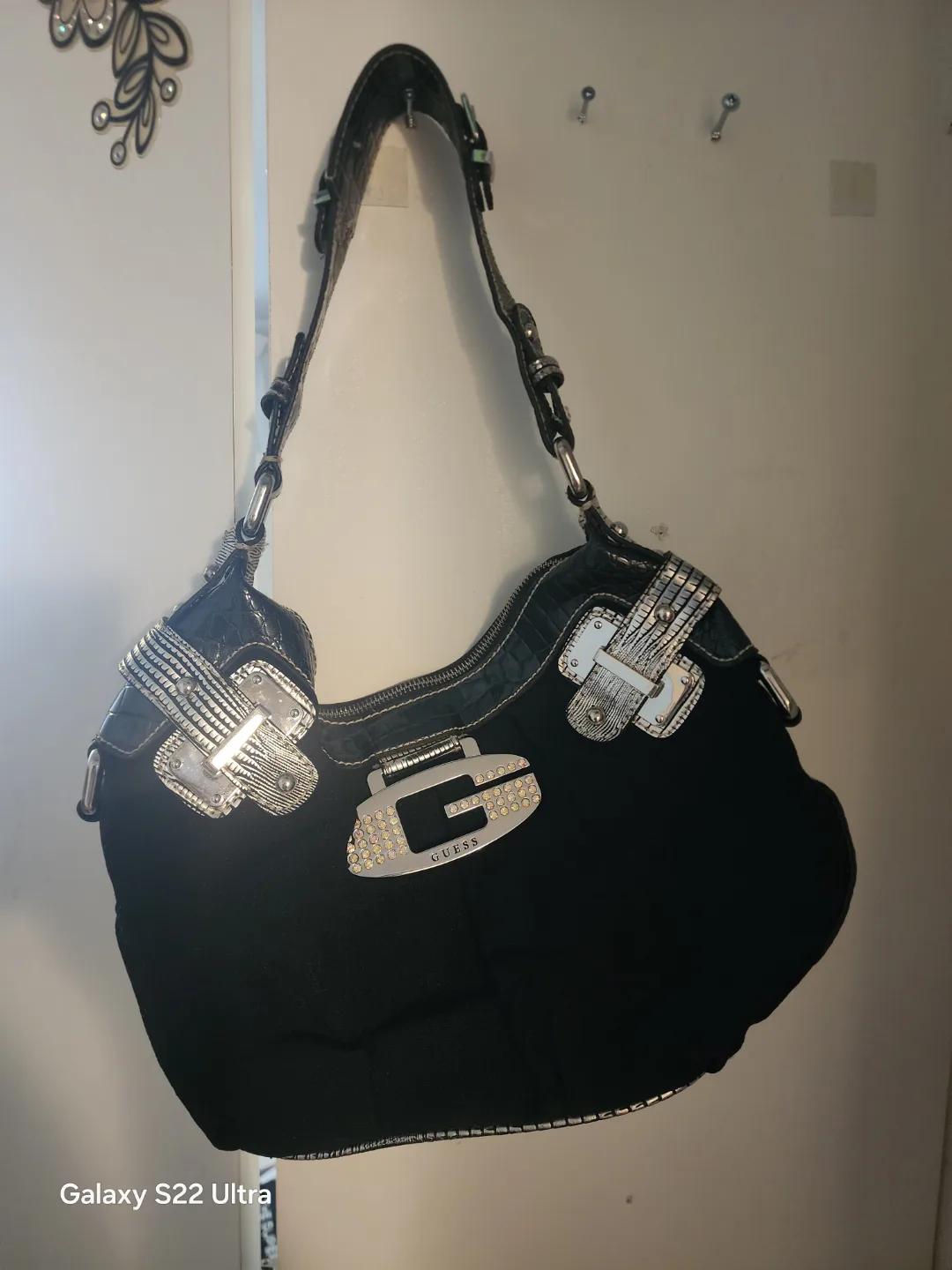 Guess Black Shoulder Bag thumbnail