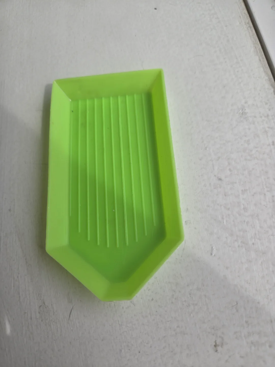 Green Diamond Painting Tray thumbnail