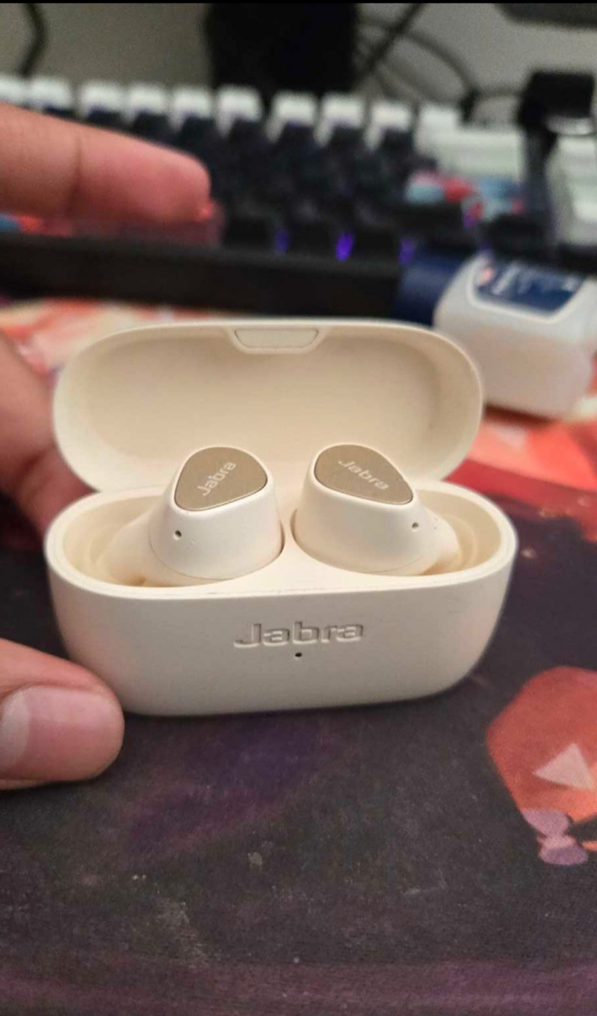 Jabra elite 3. Light beige true wireless ear buds
