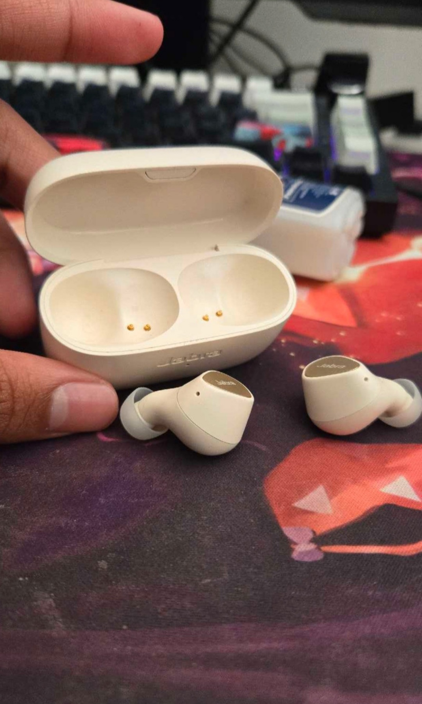 Jabra elite 3. Light beige true wireless ear buds - photo 2
