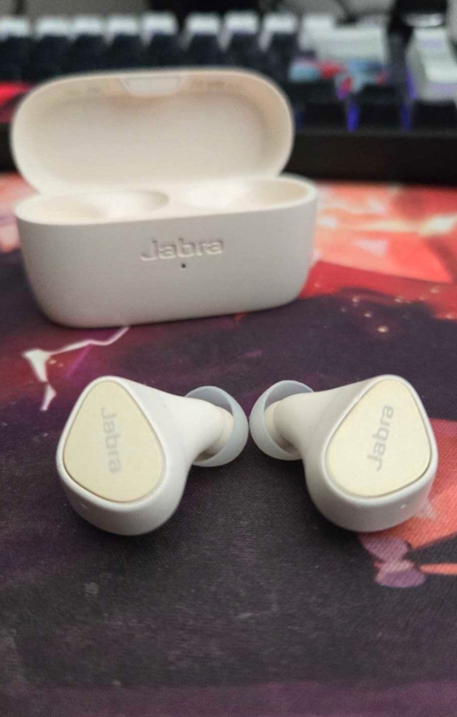 Jabra elite 3. Light beige true wireless ear buds - photo 4