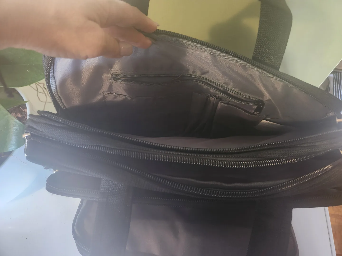 MISSIL Black Laptop Shoulder Bag # freecycle image indicator(8)