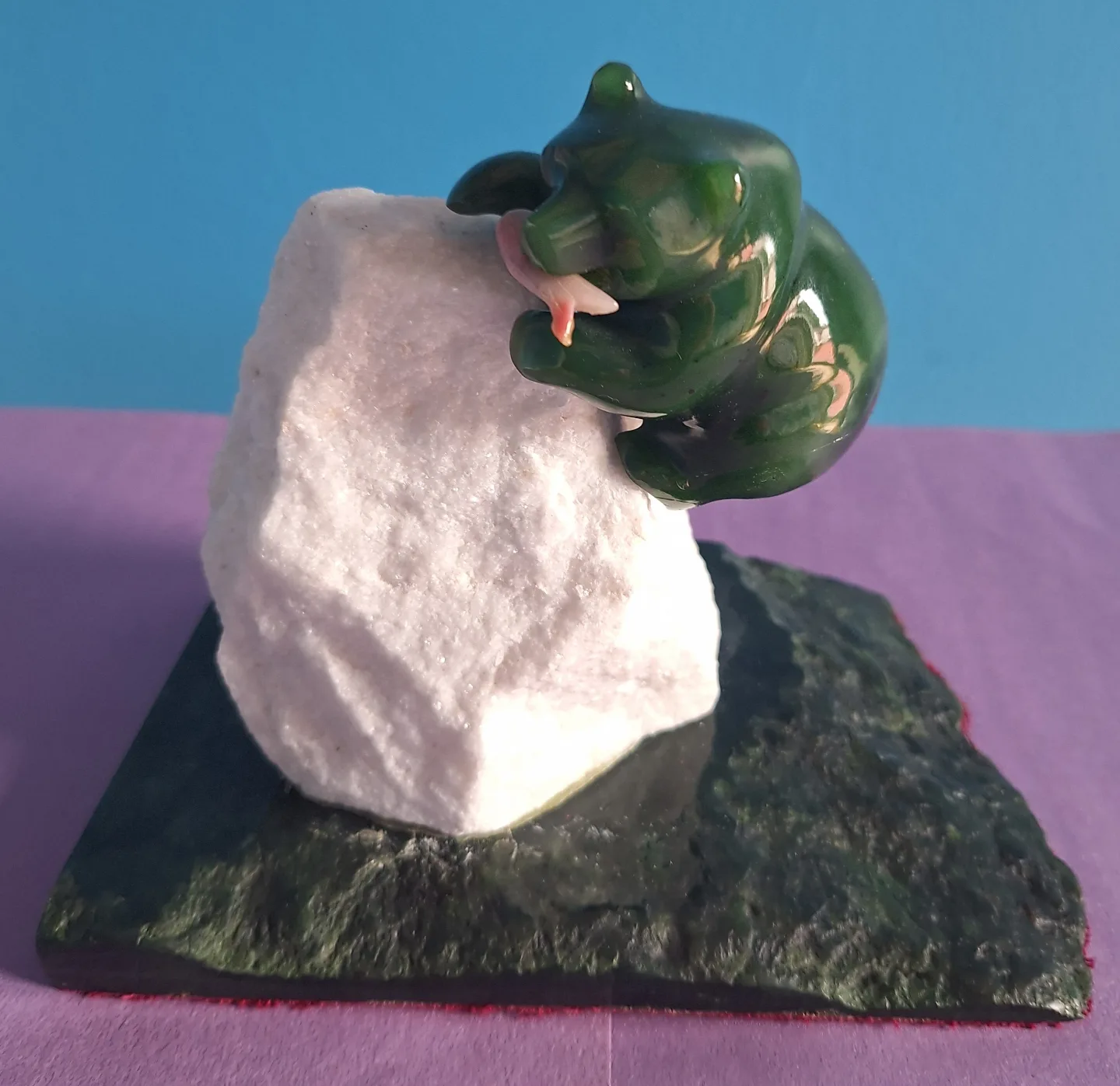 Vintage Canadian BC Jade Carved Bear Statue thumbnail