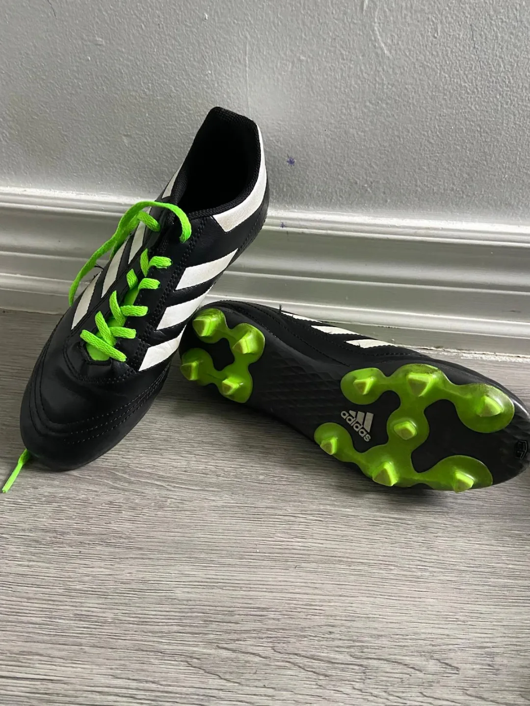 Adidas Soccer Cleats image indicator(3)