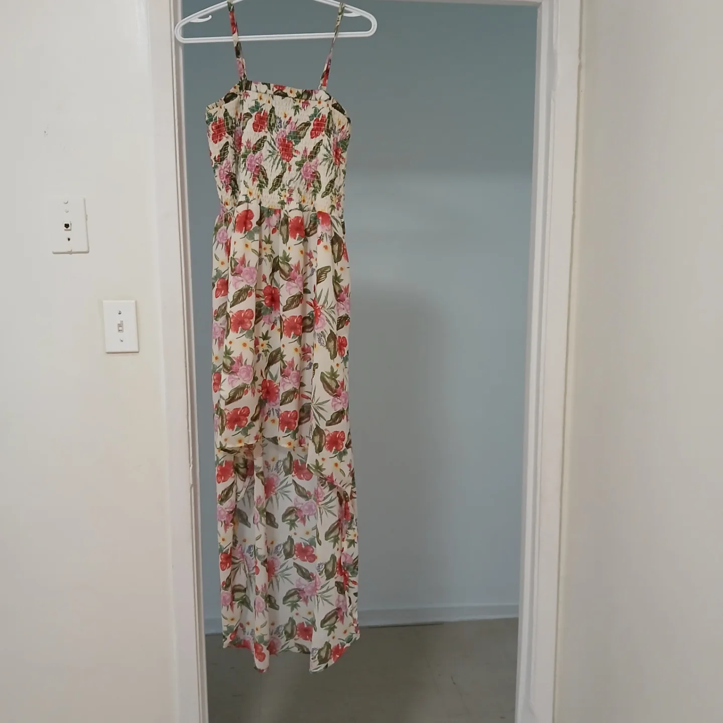 3  Maxi Dresses thumbnail