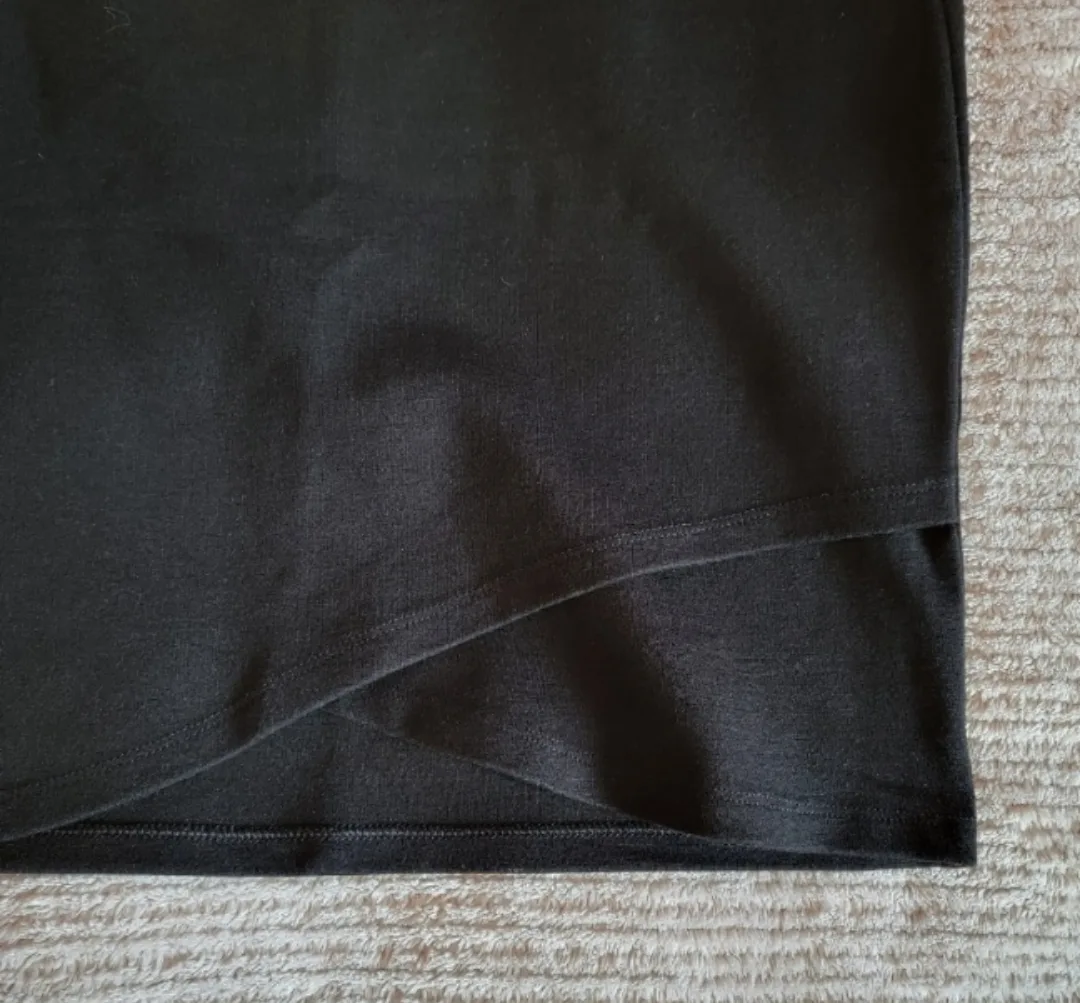 Aritzia Sunday Best Primrose Skirt image indicator(4)