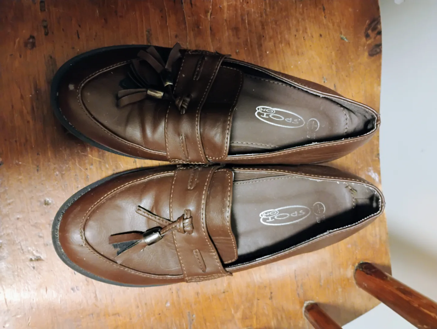 Brown Leather Tassel Loafers thumbnail