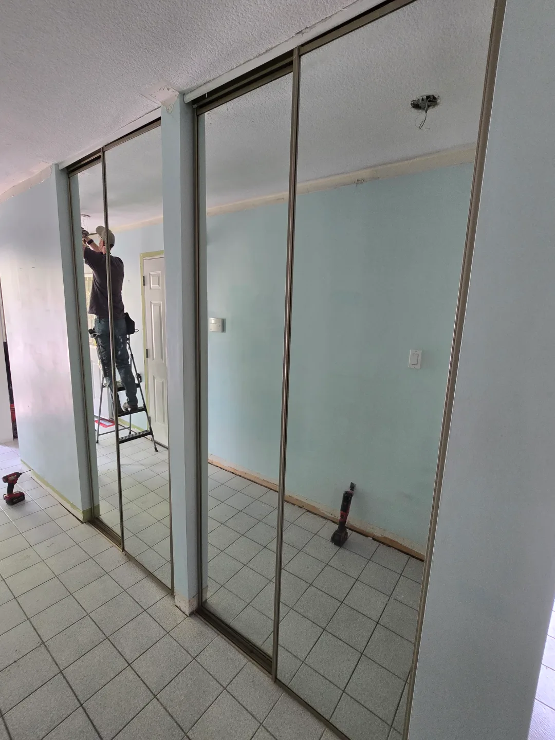 Mirrored Sliding Closet Doors image indicator(2)