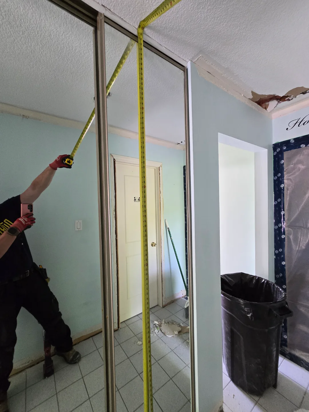 Mirrored Sliding Closet Doors image indicator(3)