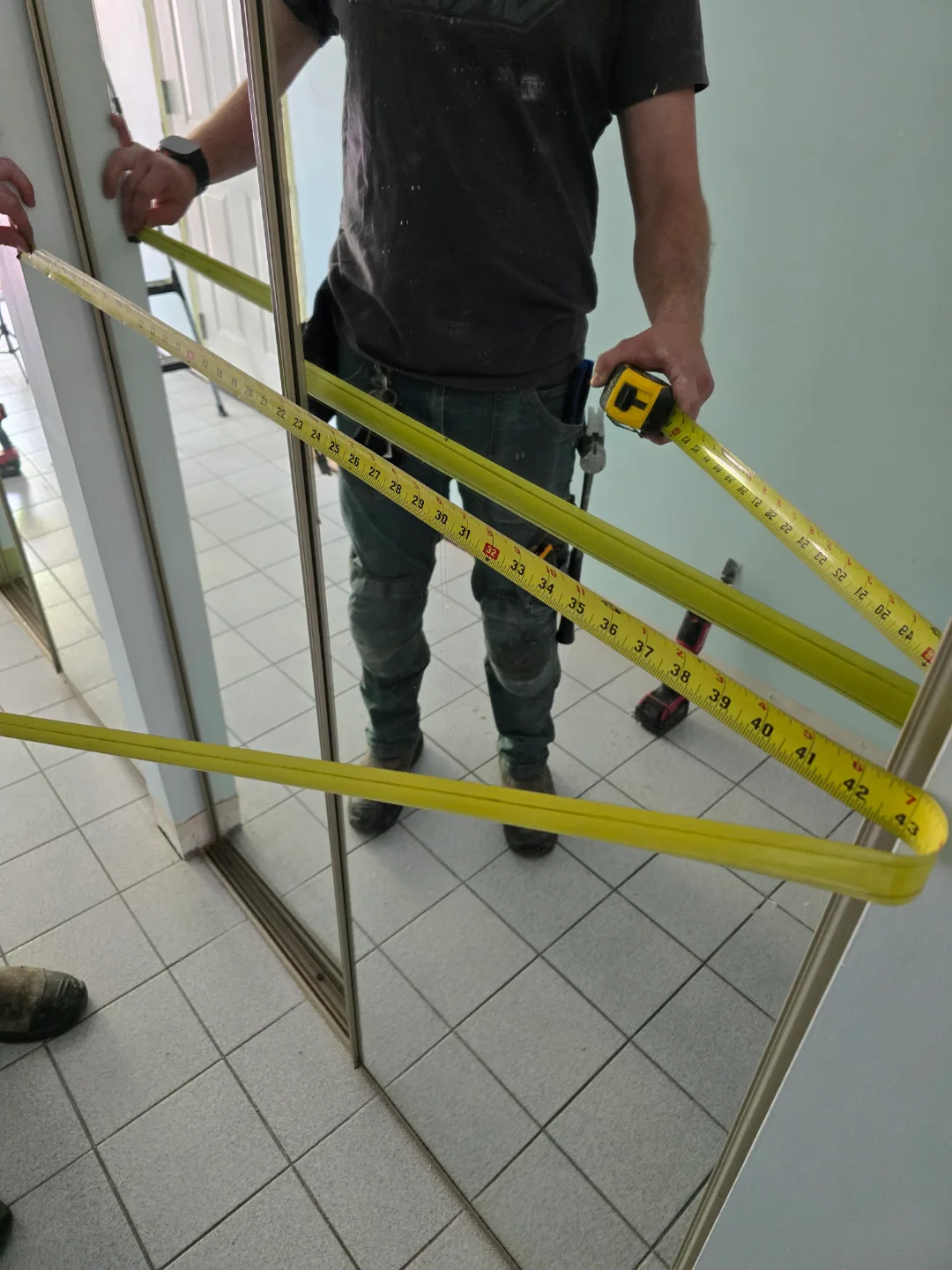 Mirrored Sliding Closet Doors image indicator(5)