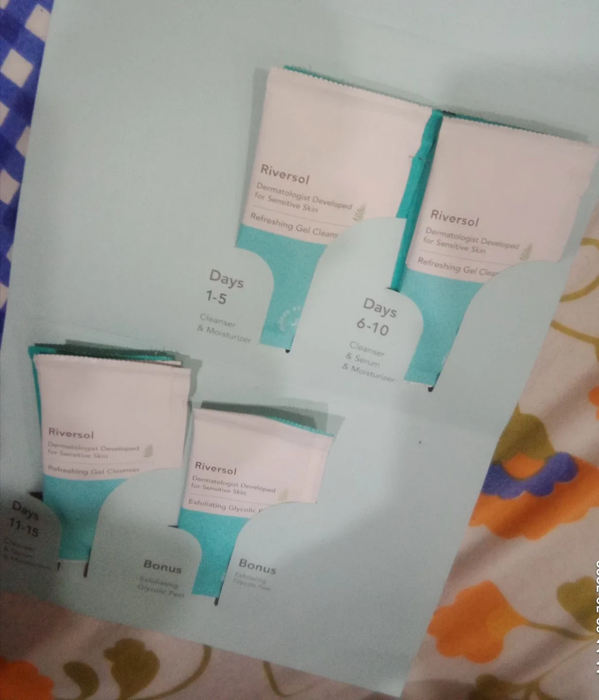 Riversol 15-Day Skincare Sample Kit #freecycle thumbnail