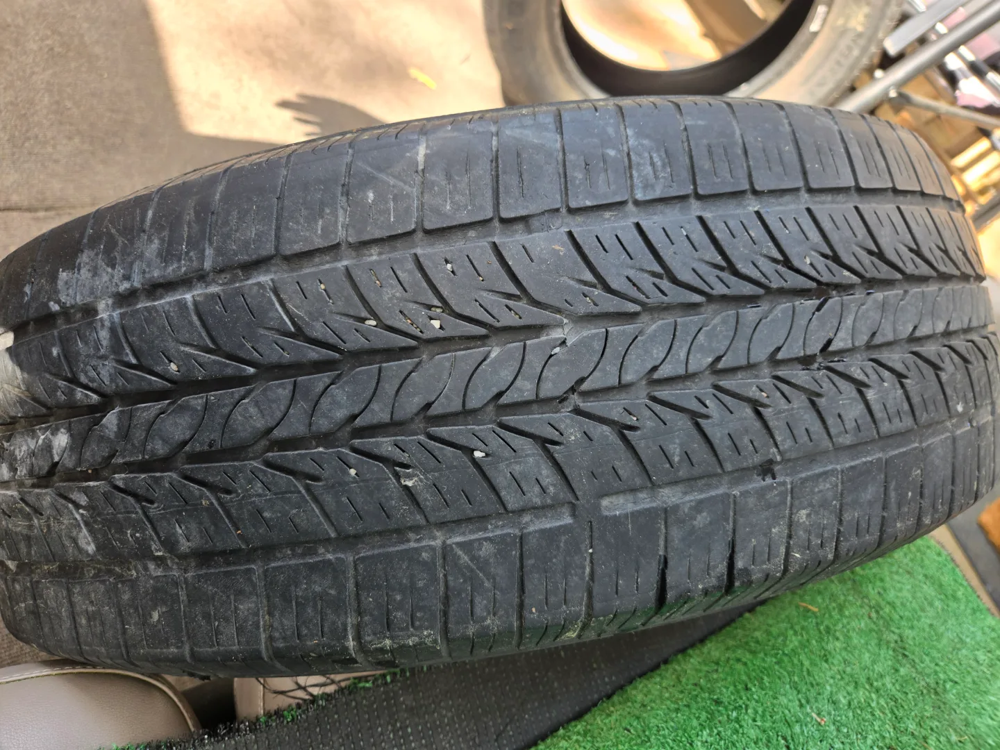 General Tire - 225/65 R17 - Used Tire thumbnail
