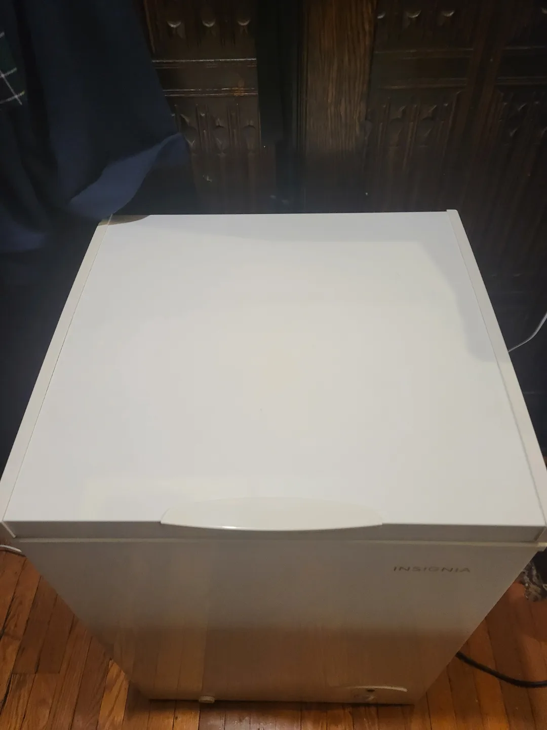 Insignia Chest Freezer thumbnail