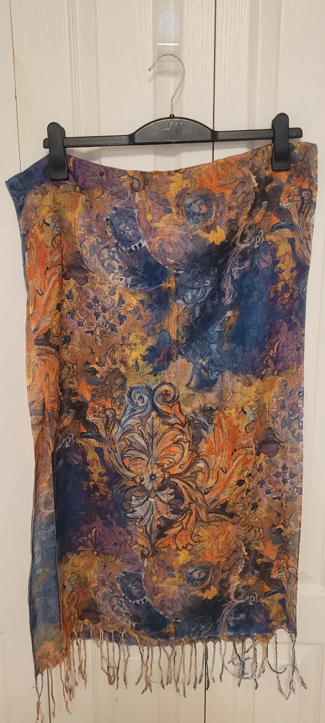 3 beautiful light shawls image indicator(4)