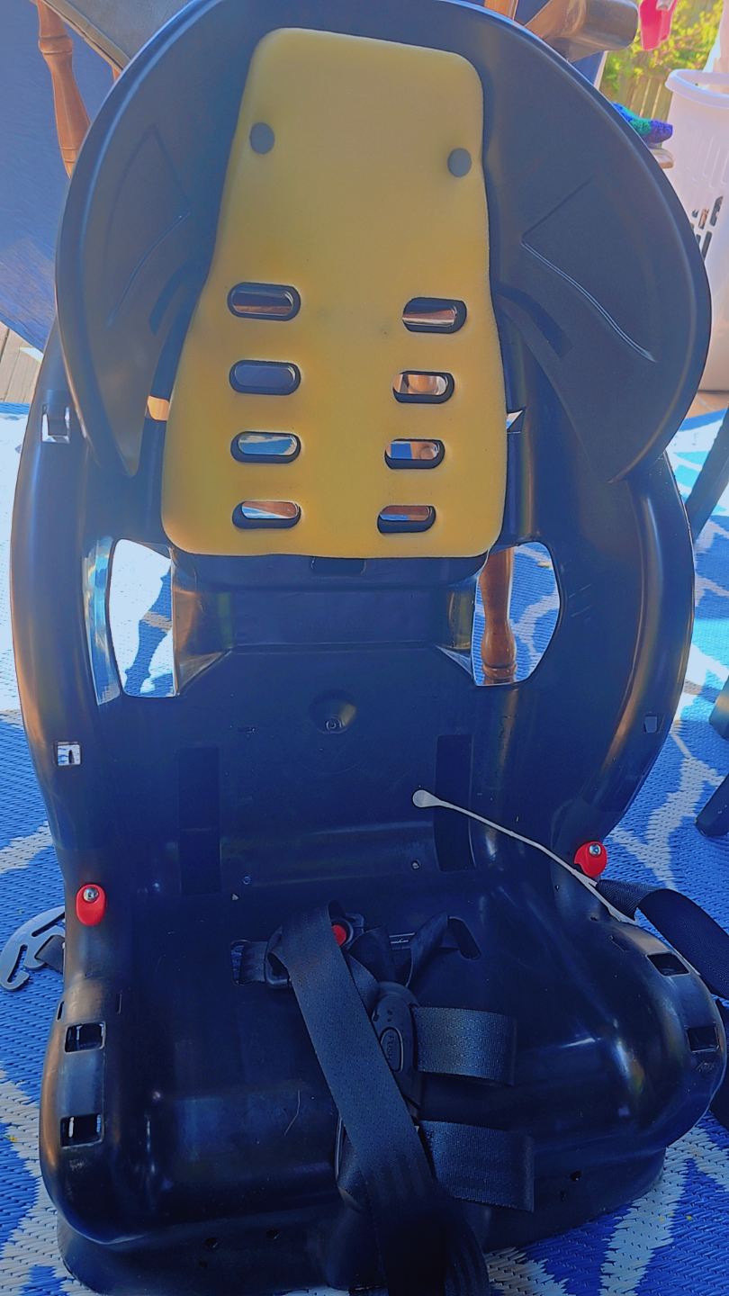 Evenflo Evolve All-in-One Convertible Car Seat - photo 2