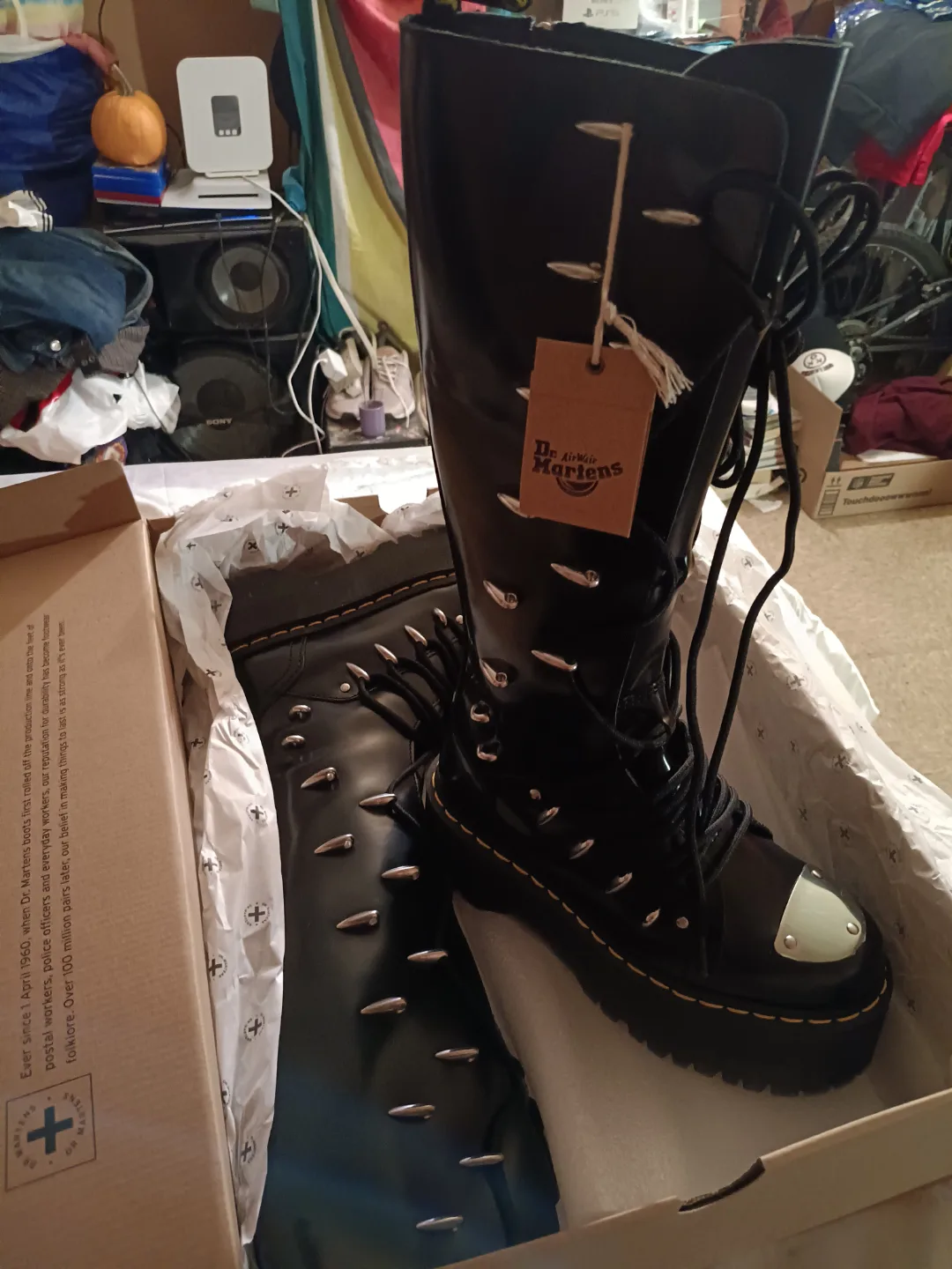 Dr. Martens 2976 Max Lace Up Knee High Platform Boots image indicator(5)