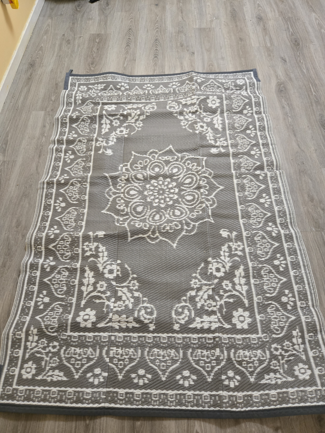 Grey and White Outdoor Mat - photo 2