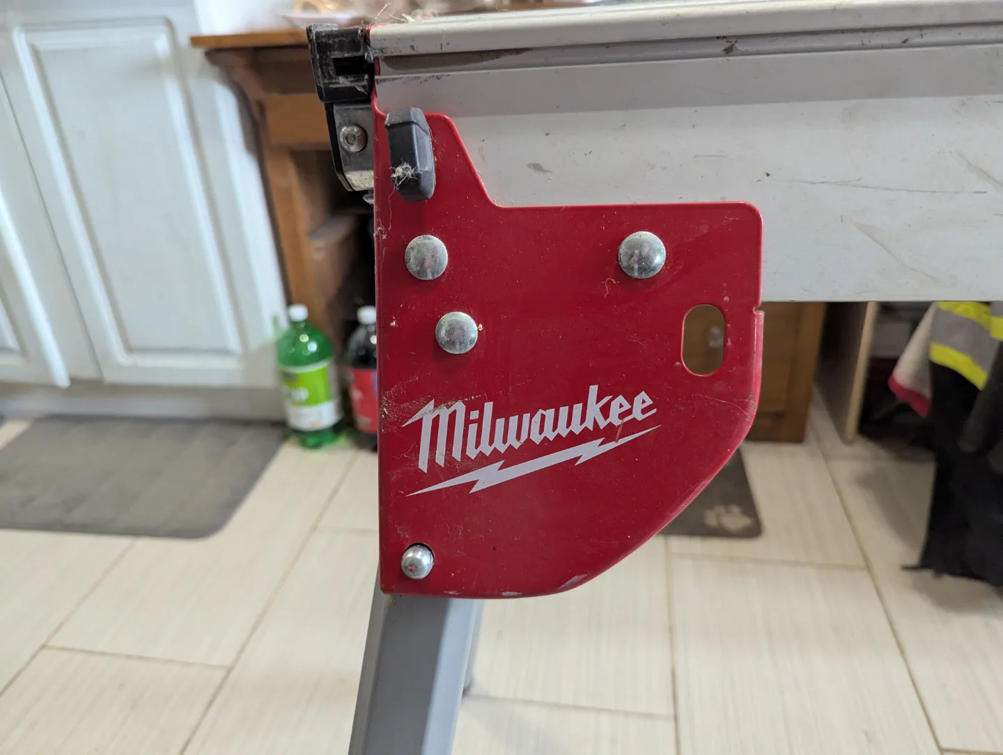 Milwaukee Folding Miter Saw Stand thumbnail