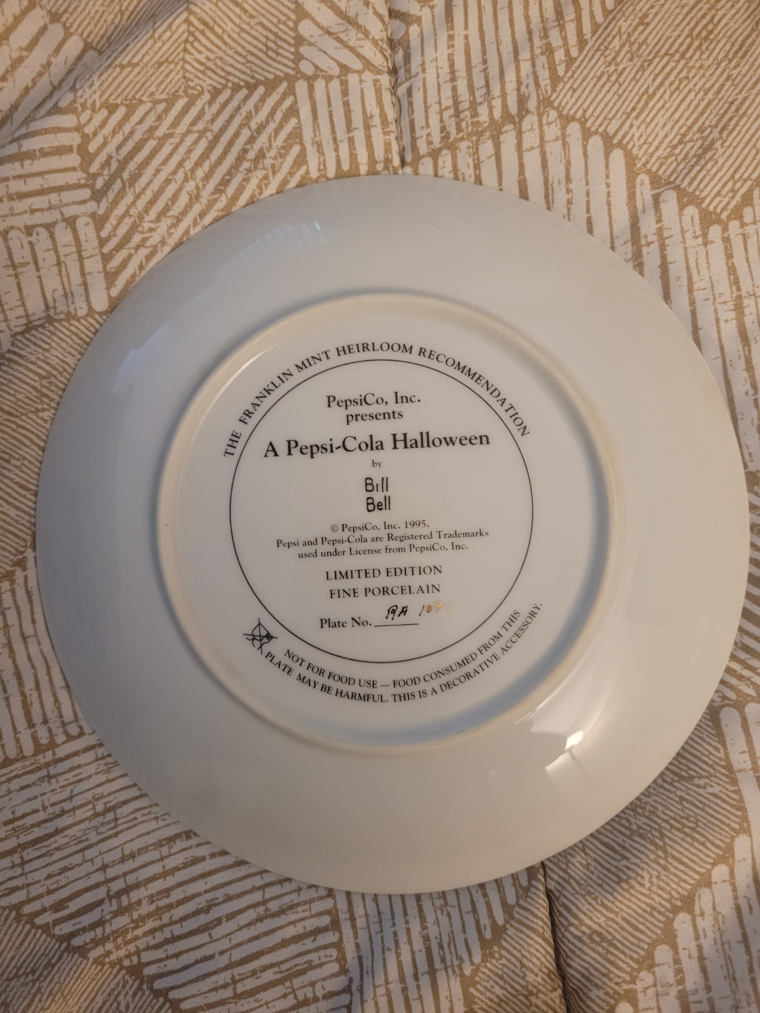 Limited Edition Pepsi-Cola Halloween Collector's Plate