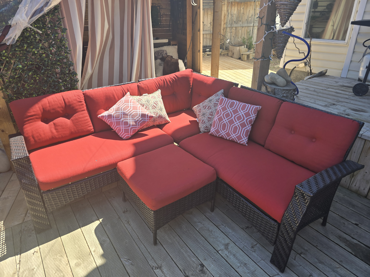 Outdoor Wicker Patio Conversation Set with Red Cushions