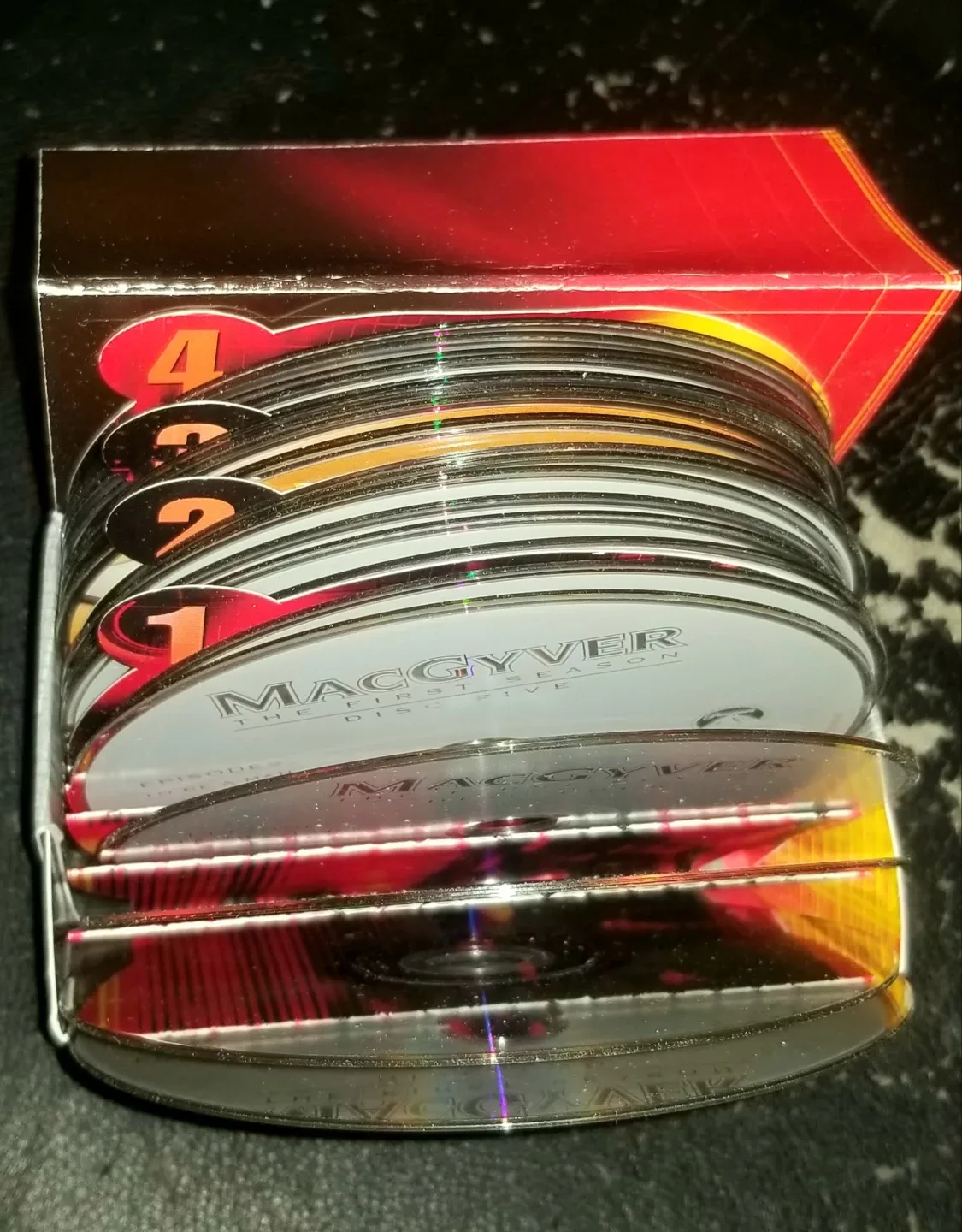 MacGyver: The Complete Series DVD Collection image indicator(5)