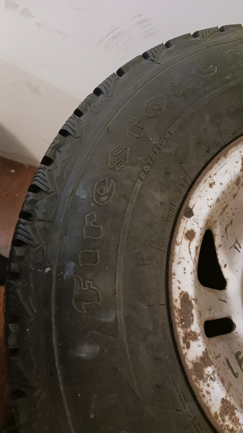 Used winter tires and rims - P235/75R15 - photo 3