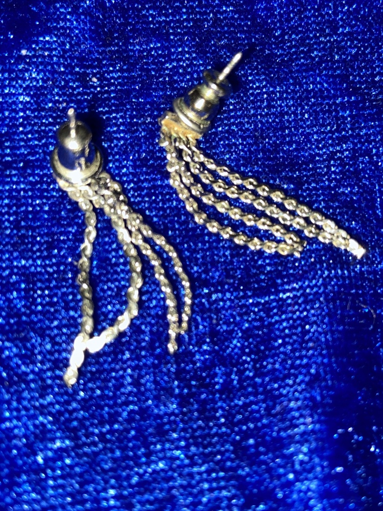 Silver toned jewelry - photo 3