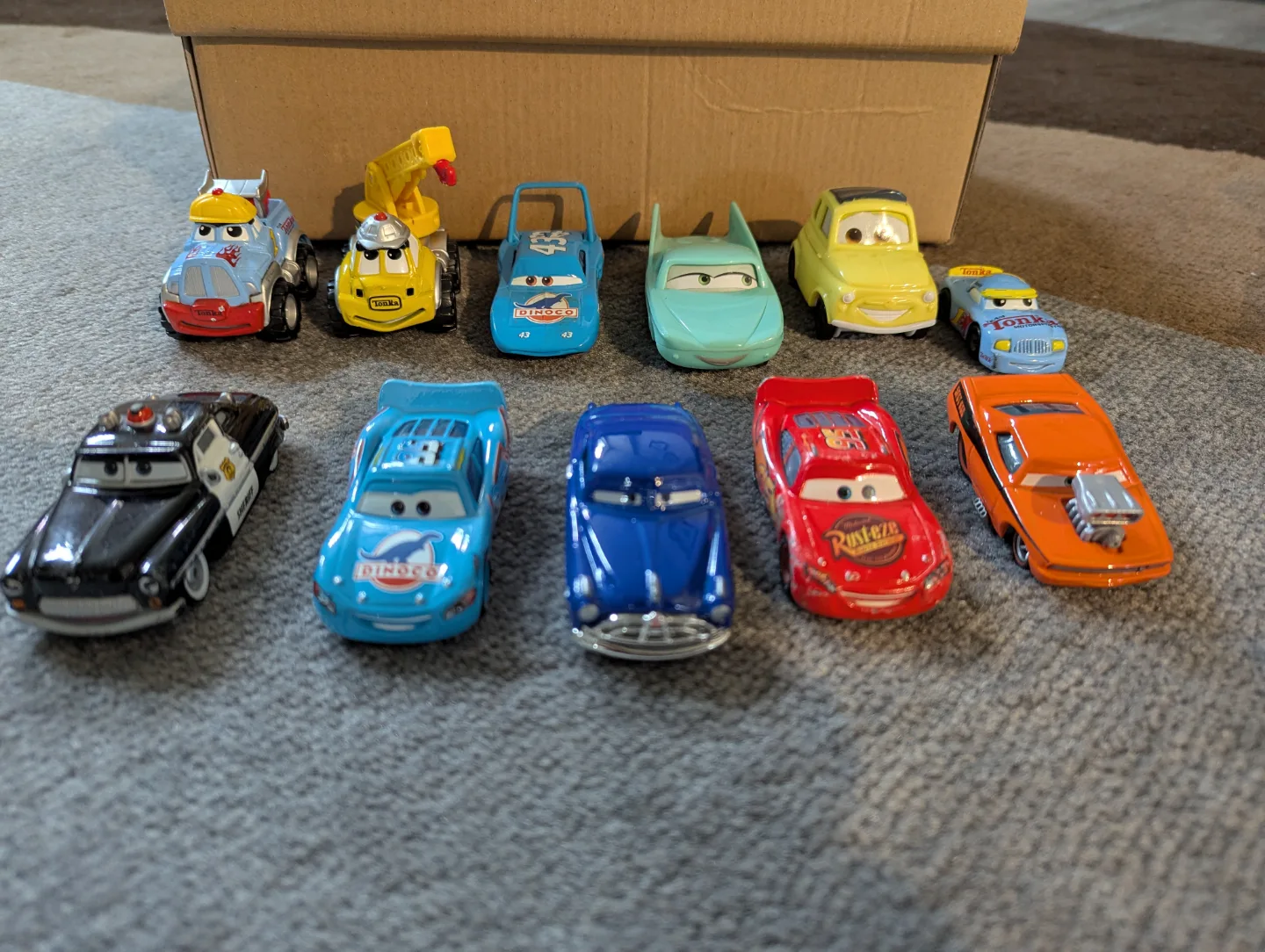 Lot of Disney Pixar Cars thumbnail