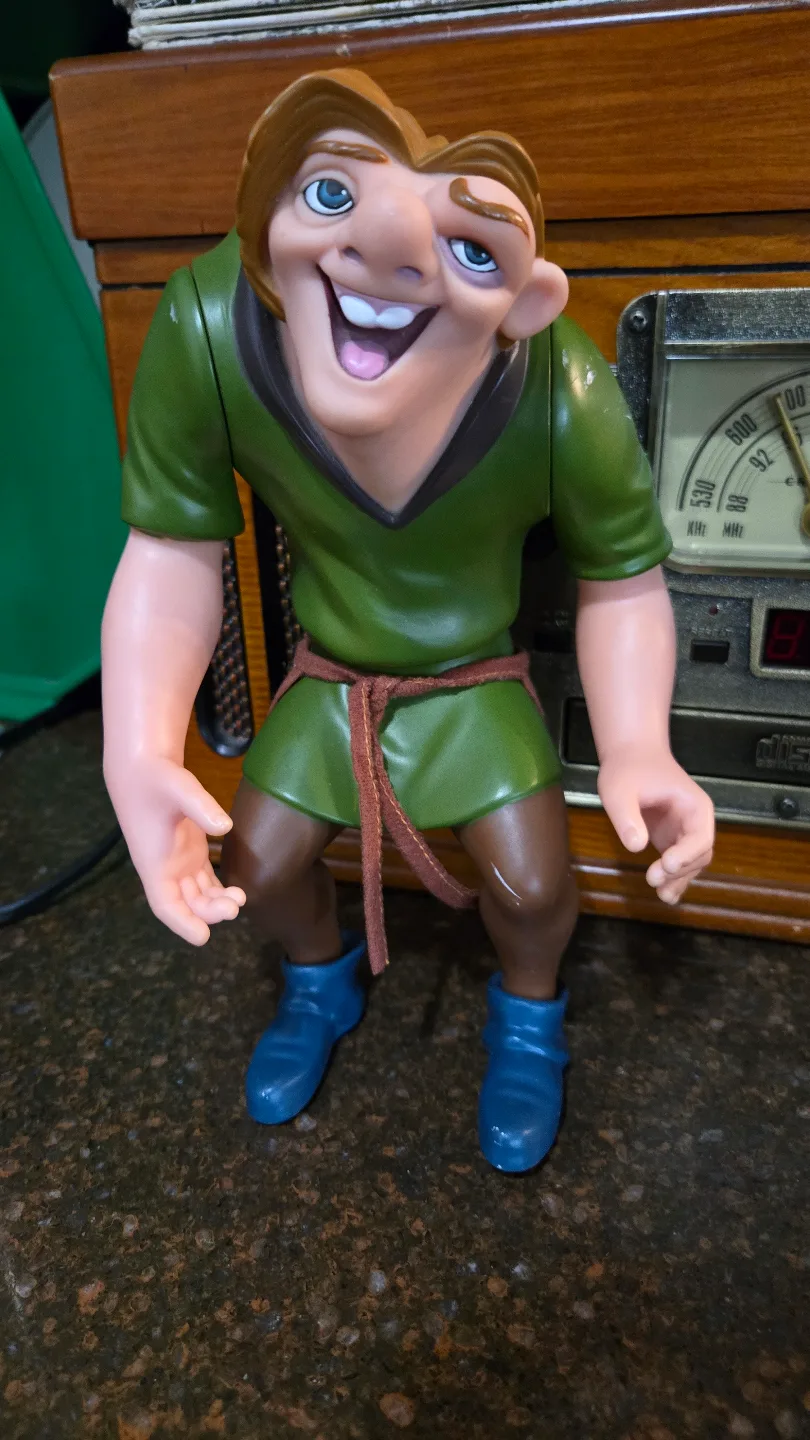 Disney's Quasimodo Figure thumbnail