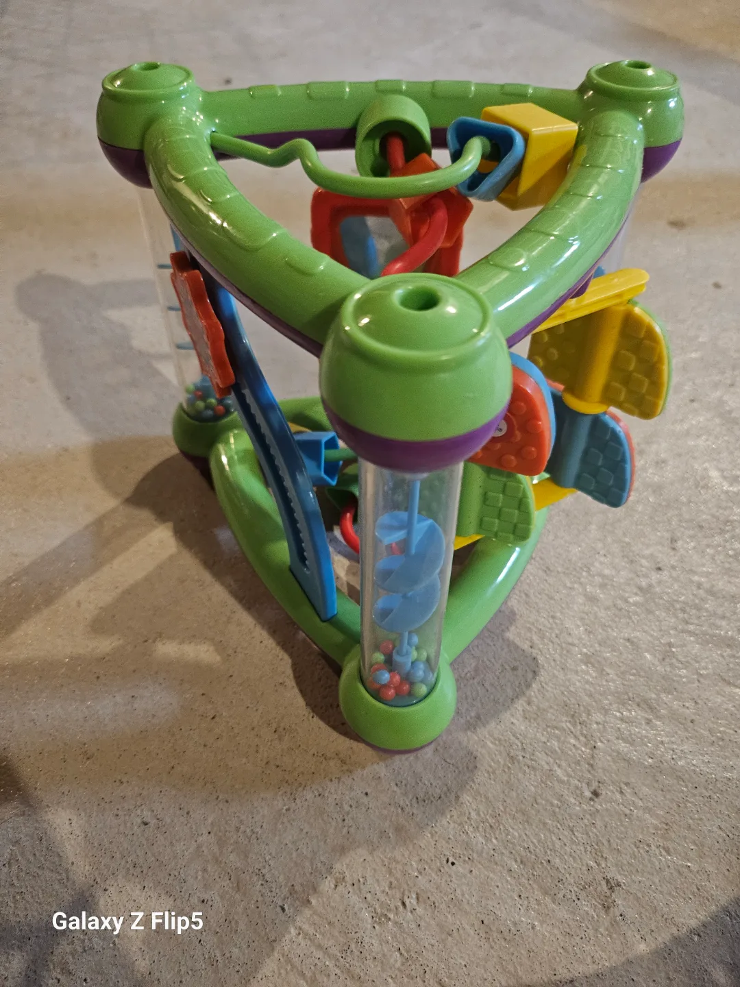 Little Tikes Triangular Activity Cube Baby Toy image indicator(5)