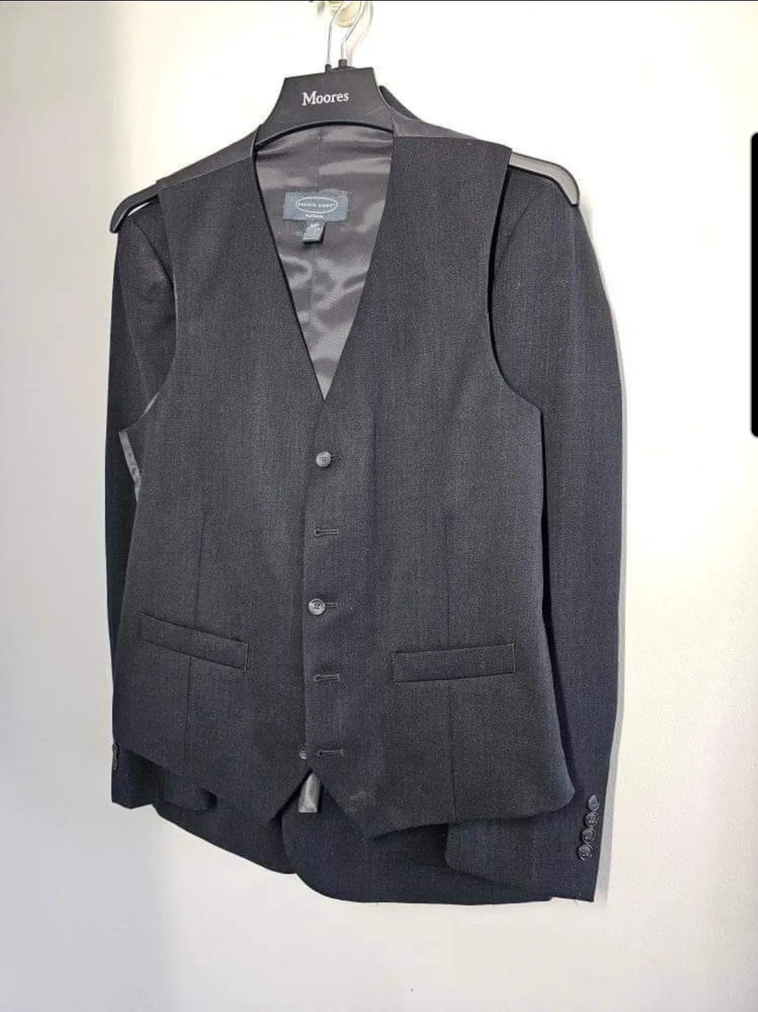 Joseph & Feiss Dark Grey Suit image indicator(2)