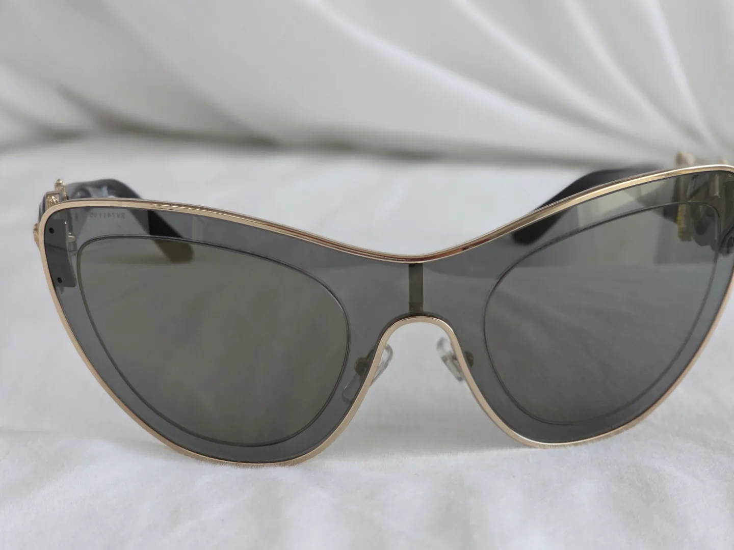 Vintage Versace Sunglasses image indicator(2)