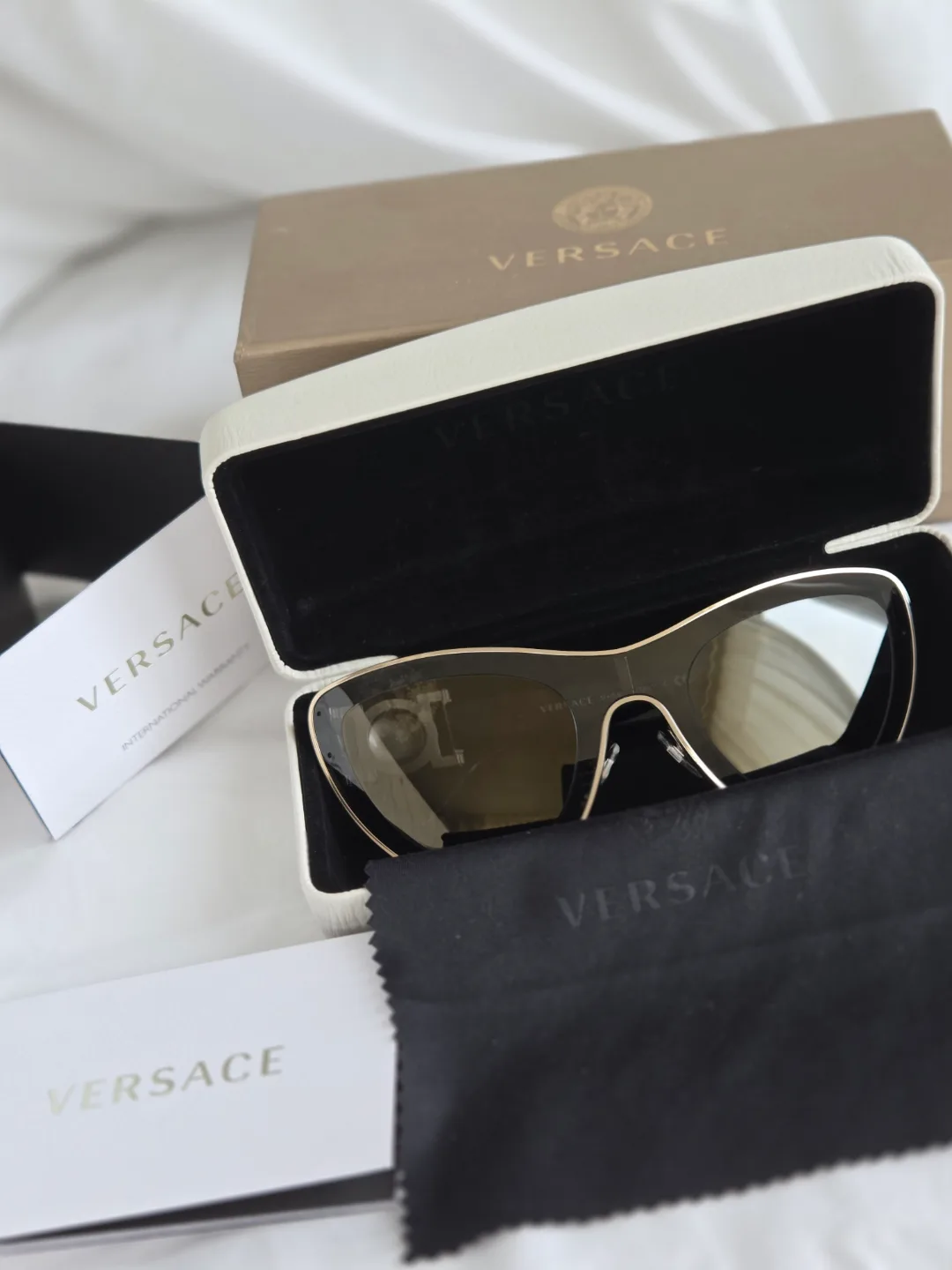 Vintage Versace Sunglasses image indicator(6)
