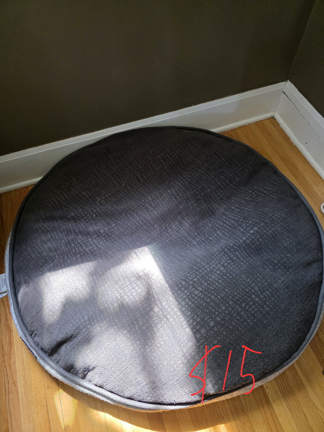 Round Pet Bed 42"