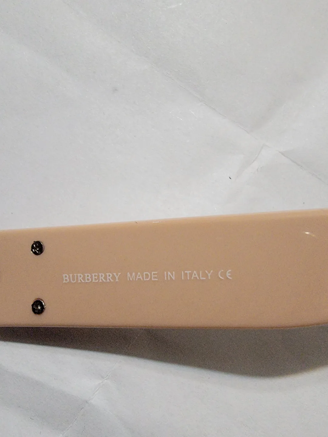 Burberry Sunglasses image indicator(3)