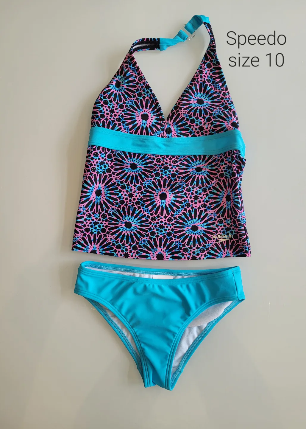 Girls' Speedo Swimsuits - Size 8 & 10 - Various Styles image indicator(4)