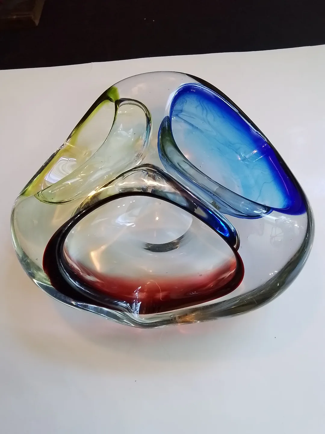 Czech Art Glass Rainbow Coloured "Rhapsody" ashtray by Zemak image indicator(2)