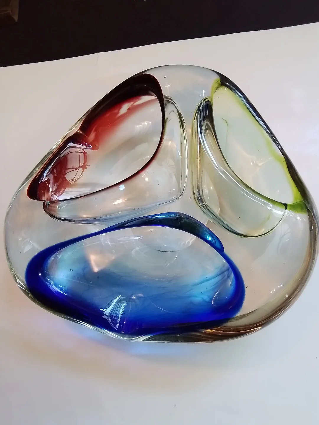 Czech Art Glass Rainbow Coloured "Rhapsody" ashtray by Zemak image indicator(3)