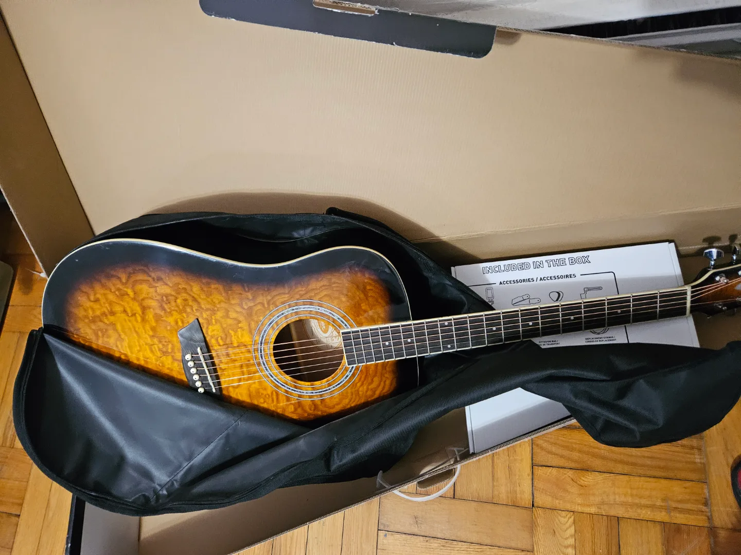 Washburn Acoustic Guitar Pack image indicator(3)