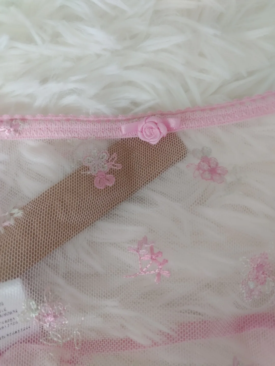 SKIMS Intimate Floral Scoop Cami & Short Set image indicator(8)