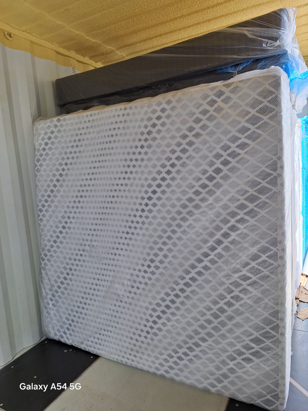 King Size Mattress . Clearance sale - photo 2