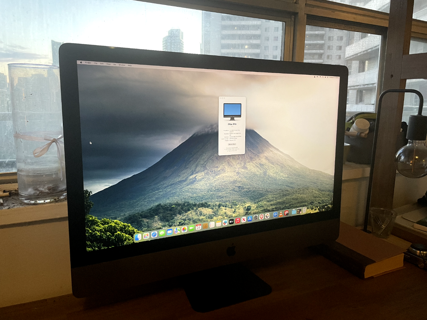 iMac Pro (2017) 27" Retina 5K - 32GB RAM | 1 TB SSD - photo 3
