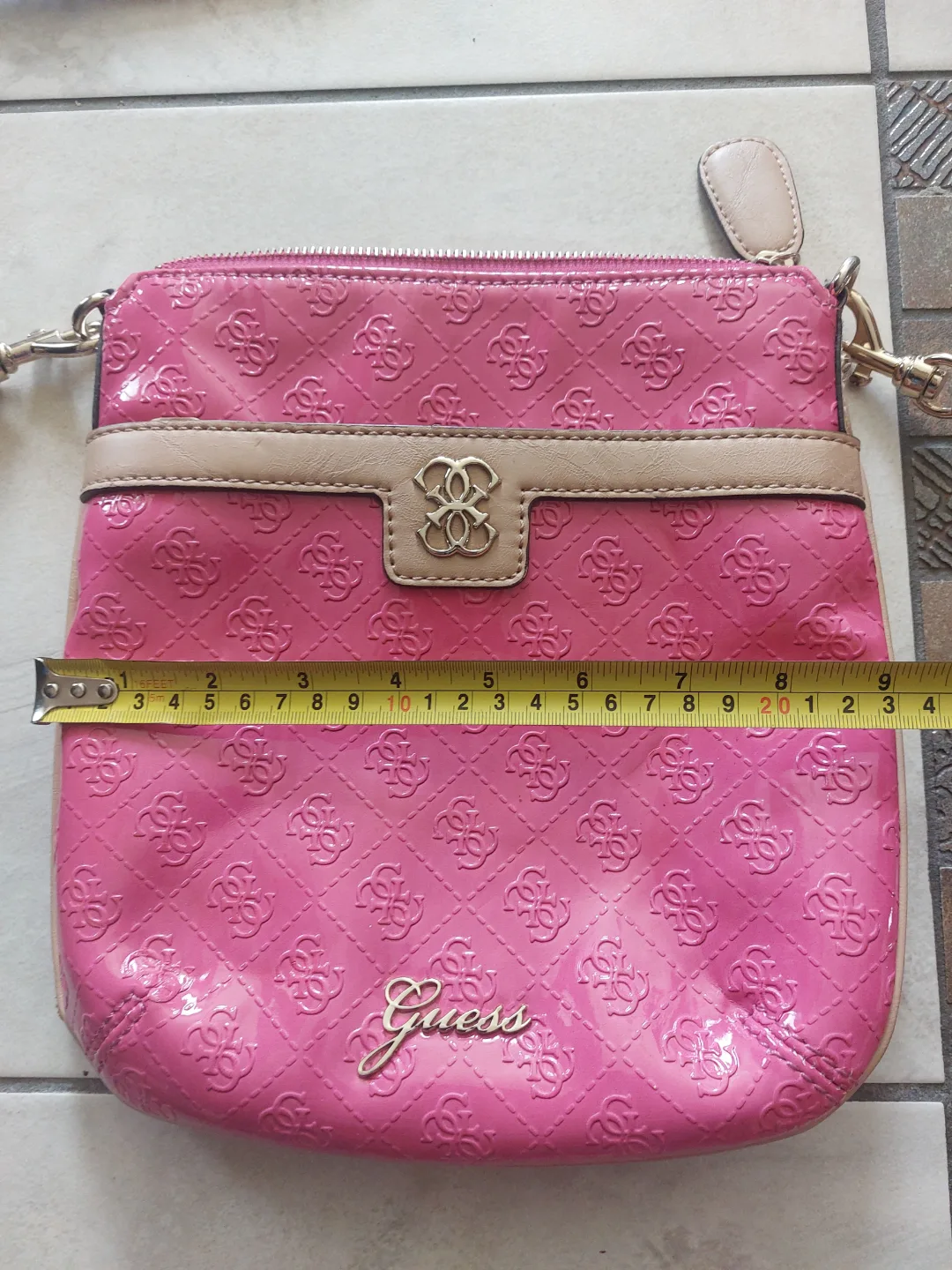 Guess crossbody image indicator(5)